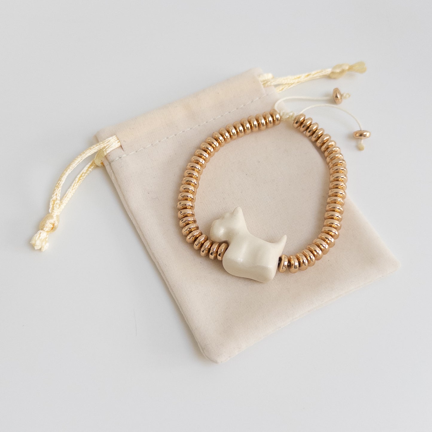 Handmade ceramic bracelet Vesti + hematite