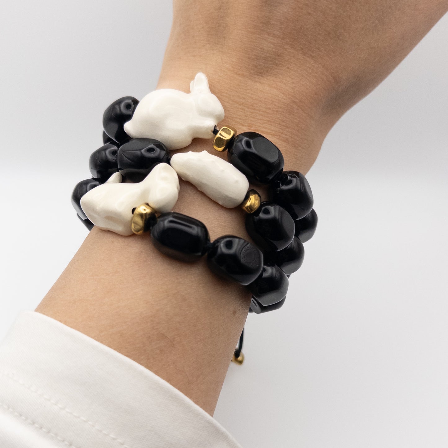 Handmade ceramic bracelet Vesti with natural stones