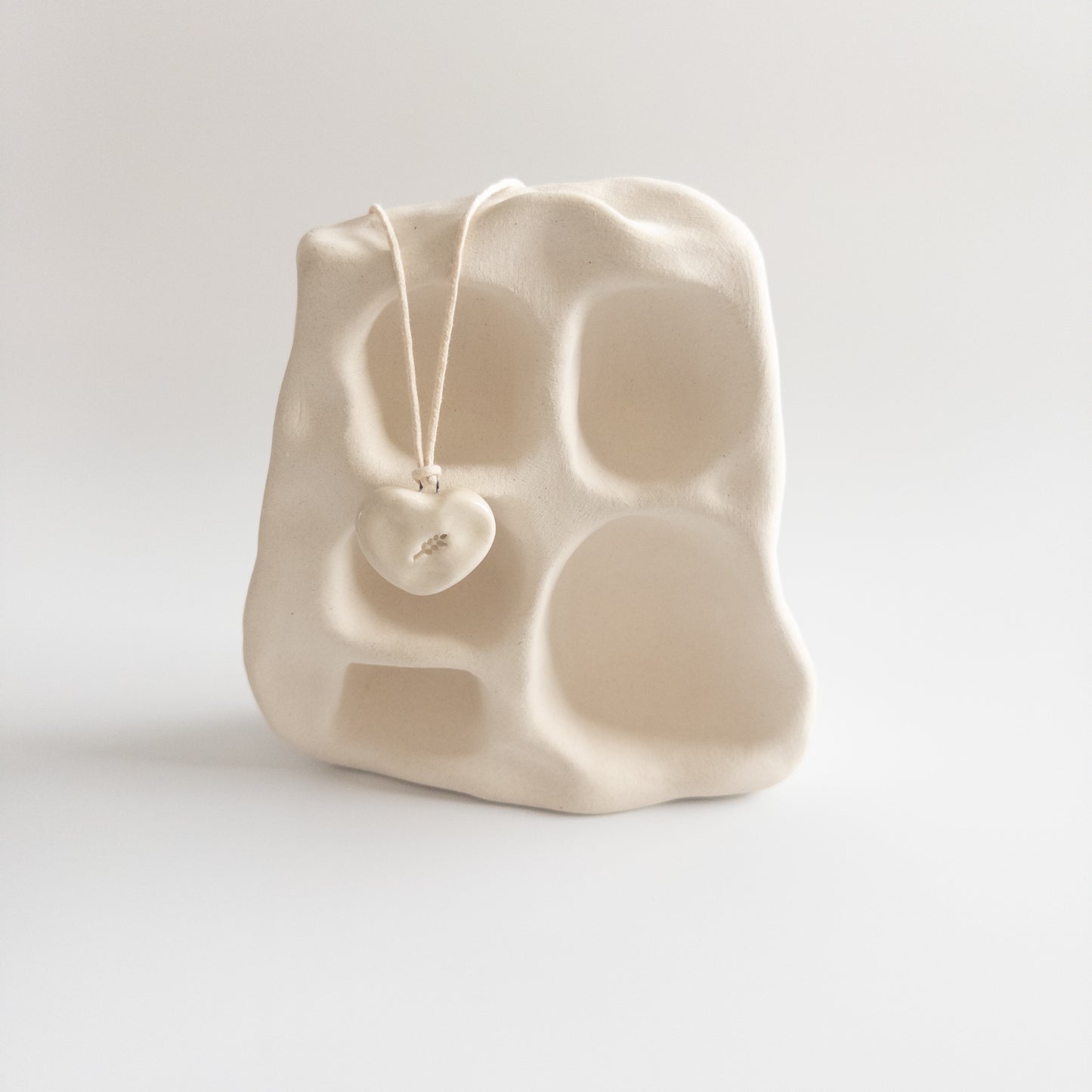 Ceramic pendant Heart with Spikelet