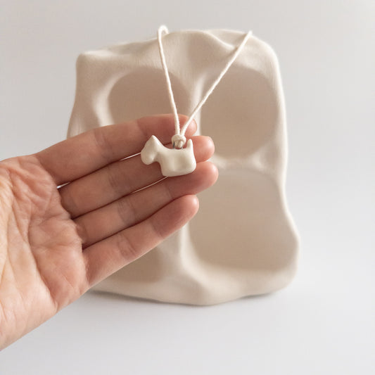 Ceramic Vesti pendant