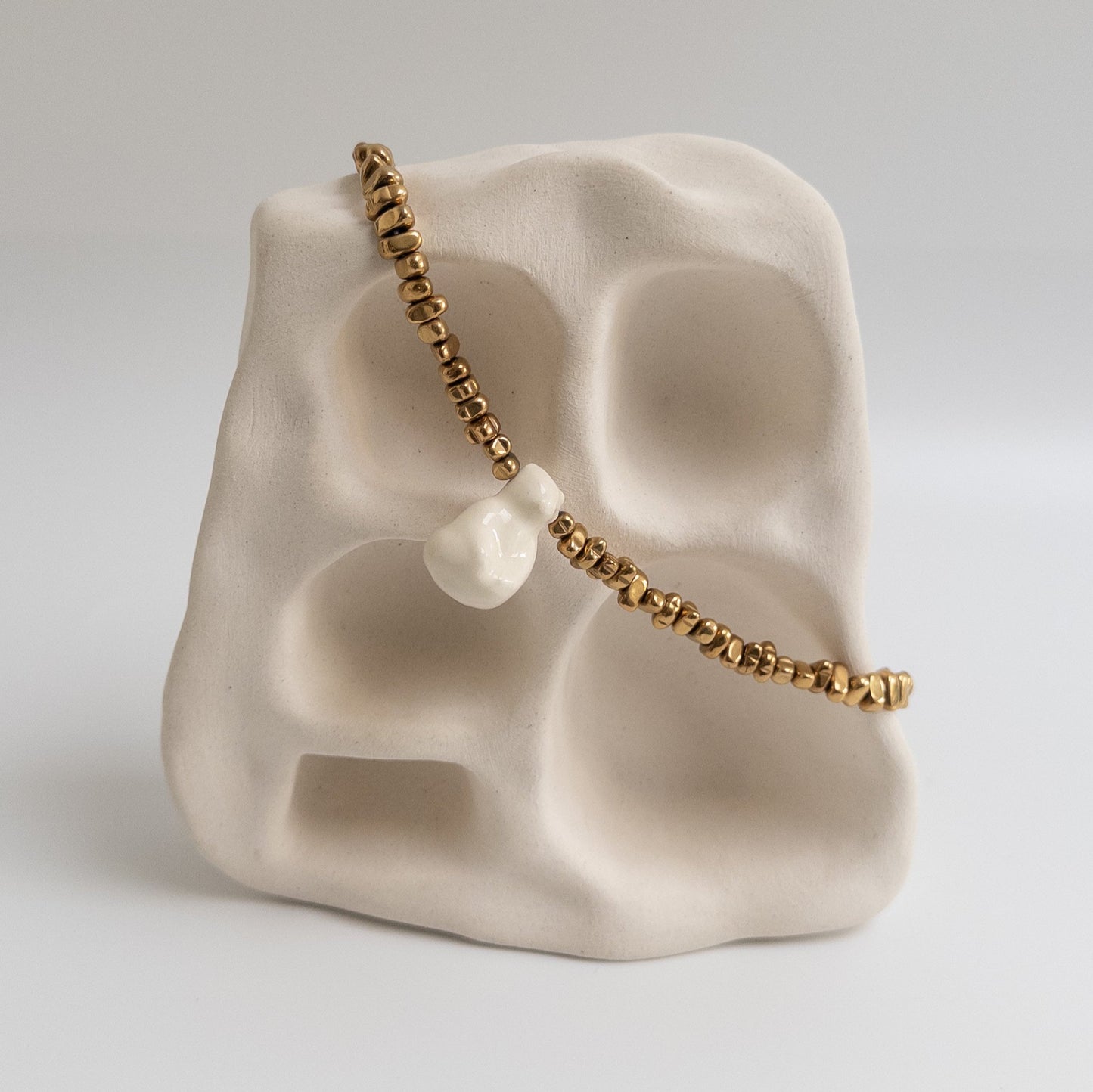 Намисто керамічний Ведмедик + натуральне каміння Гематит