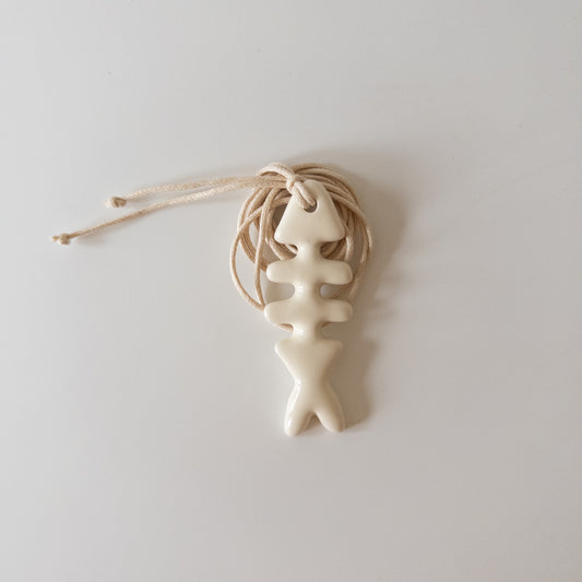 Керамічний підвіс Скелетик