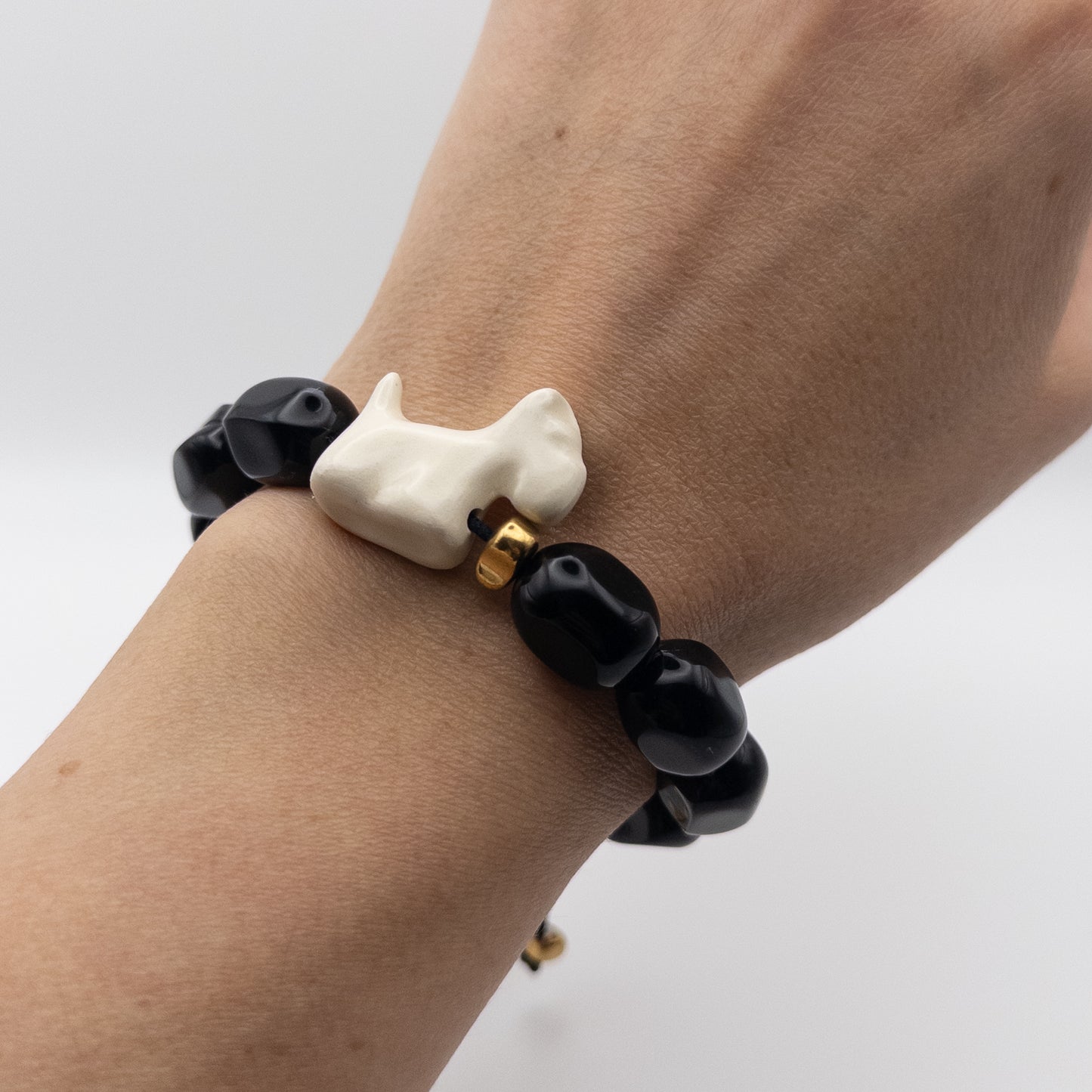 Handmade ceramic bracelet Vesti with natural stones