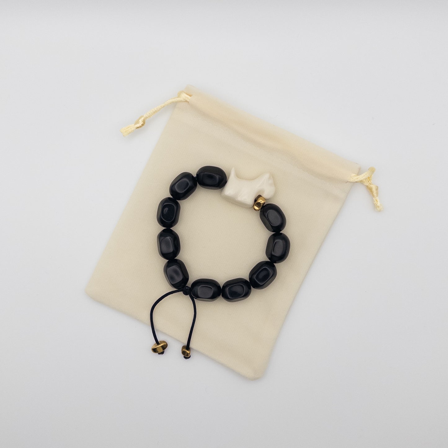 Handmade ceramic bracelet Vesti with natural stones