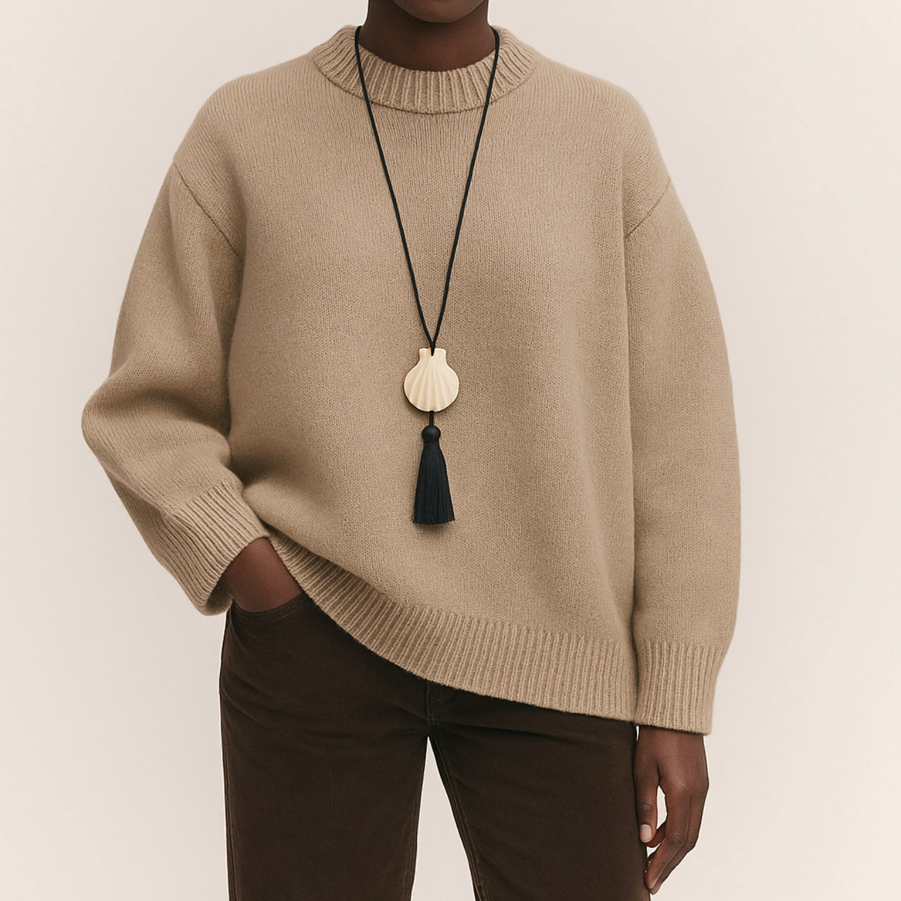 Shell Comb with tassel